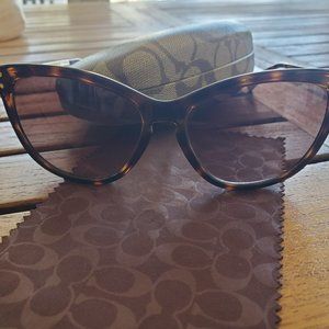 Authentic Coach Celia Tortoiseshell Brown Cat Eye Sunglasses